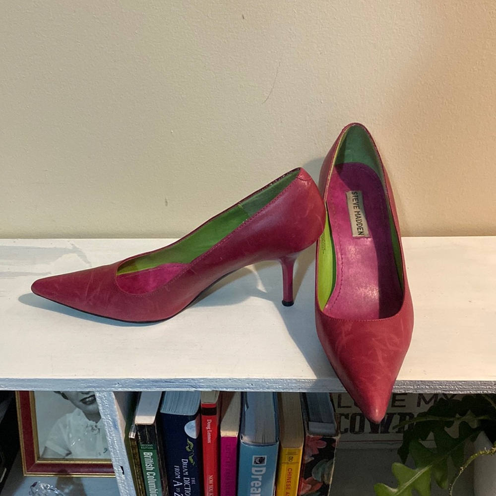 Steve Madden Cranberry heels